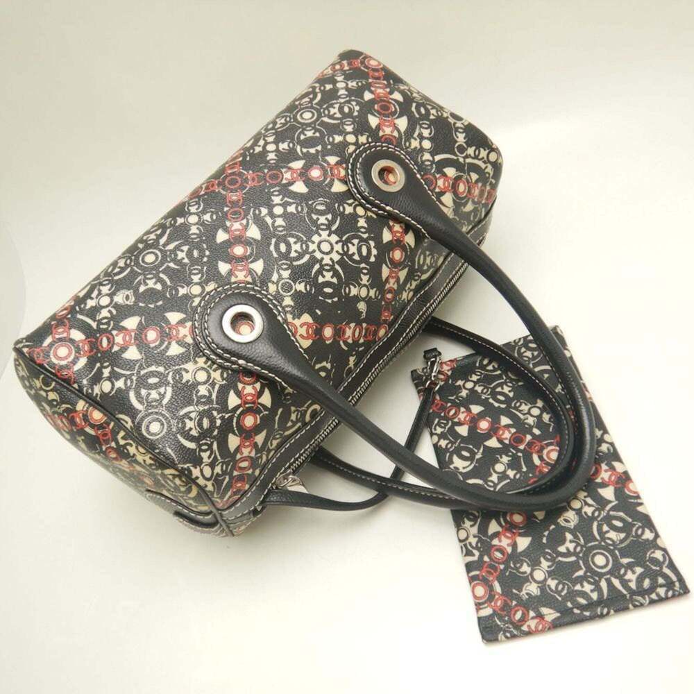 CHANEL Black Caviar Leather Pouch - Picture 3 of 10